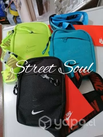 Bolsito Bandolero Nike varios colores