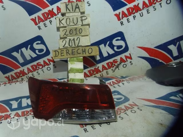 Foco derecho Kia Cerato Koup 2010-2012