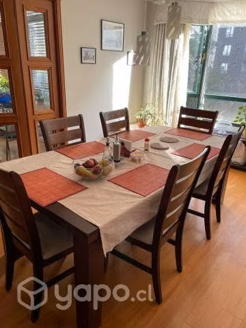 Mesa extendible de 6 a 8 puestos