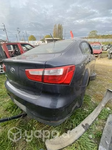 Focos traseros - kia rio4