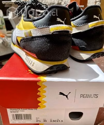 Zapatillas PUMA peanuts unisex talla 31