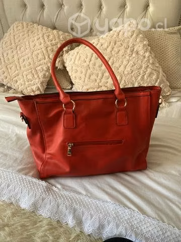 Cartera roja