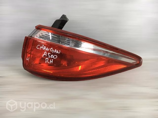 Foco trasero RH changan a500