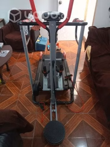 Caminadora poco uso con agregados