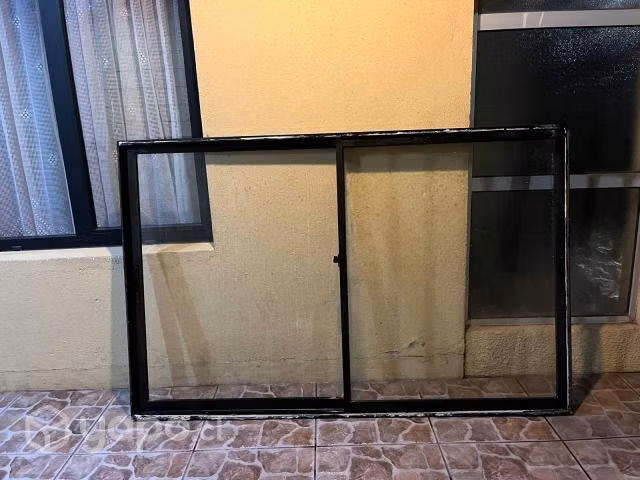 Ventana de aluminio