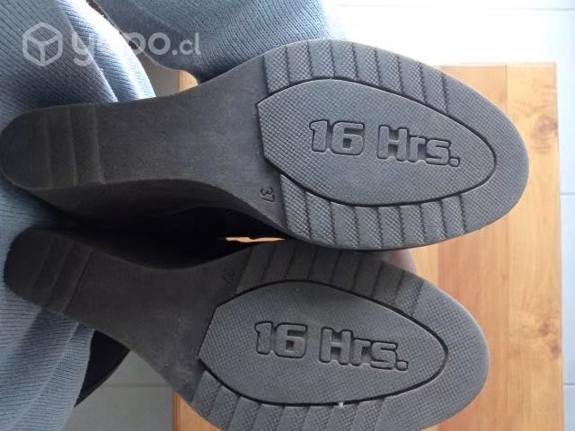 Botas de cuero 16 hrs
