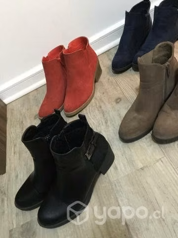 Botines y sandalias