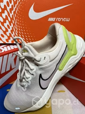 Zapatilla Nike Renew