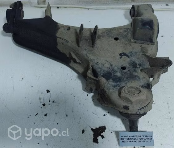 Bandeja Inferior Derecha (NMT161) Nissan Terrano