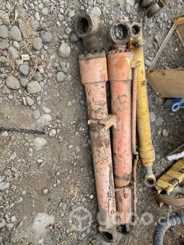 Botellas gemelas excavadoras 33 toneladas