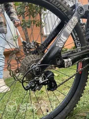 Bicicleta Descenso Rocky Mountain Maiden
