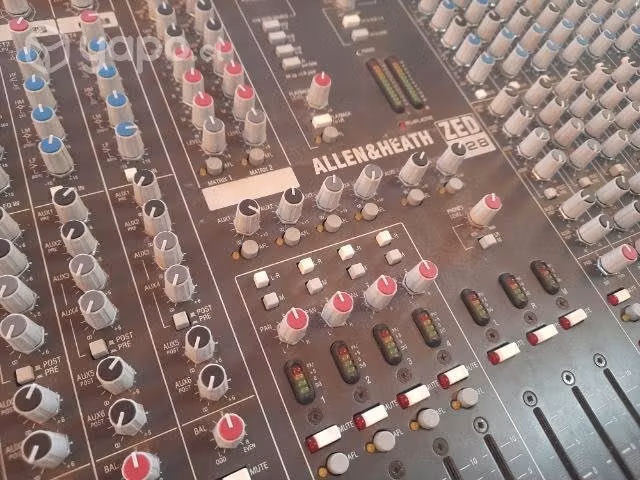 Consola Mixer Mescladora Audio