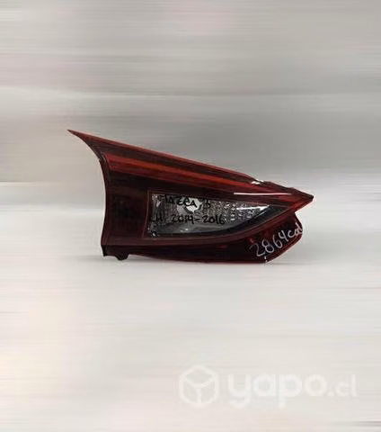 Foco maleta lh Mazda 