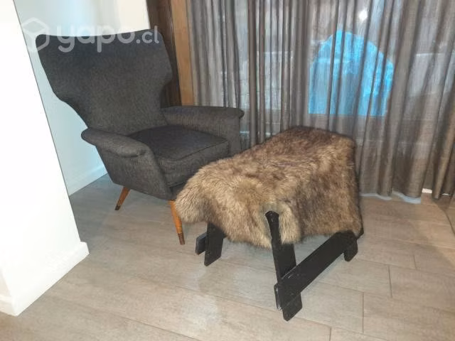 Banca de madera con piel sintetica - Imagen 3