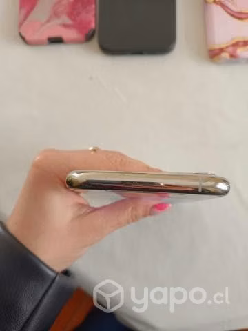 Iphone 11 pro 256 GB almacenamiento y 4GB de Ram