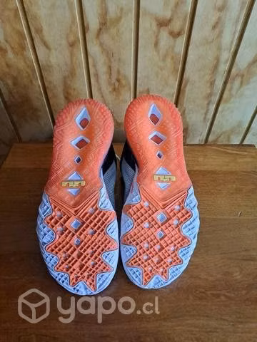Zapatillas de basket lebrón 18 Low "kids x space" - Imagen 2