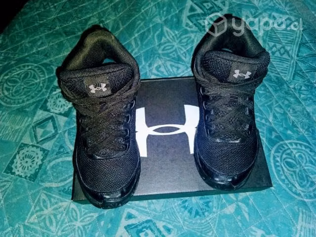 Zapatillas Under Armour negras - Imagen 3