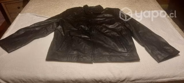 Chaqueta de cuero nueva, comprada en Argentina - Imagen 2
