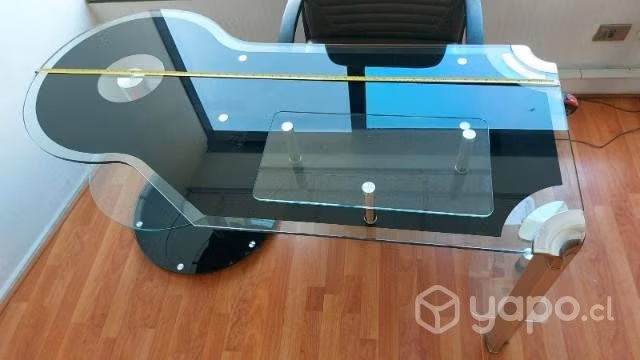 Escritorio de vidrio templado