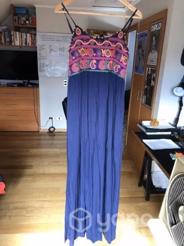 Hermoso vestido nuevo