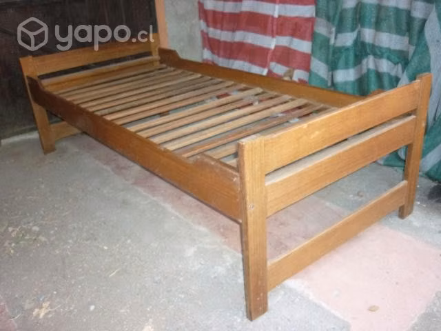 Dos camas de una plaza con sus colchones