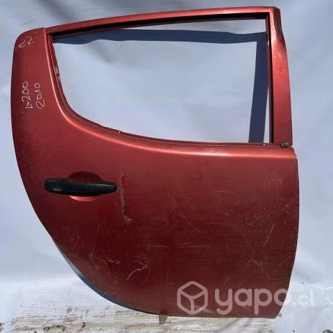 Puerta Trasera derecha Mitsubishi L200 2010