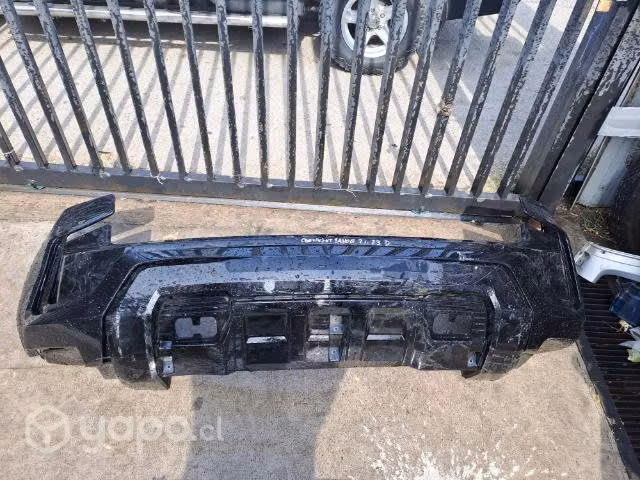 Parachoques delantero chevrolet tahoe 2021.2023