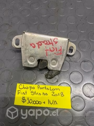 Chapa derecha portalon Fiat Strada 2018