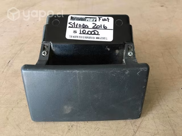 Cenicero tablero Fiat Strada trekking 2016