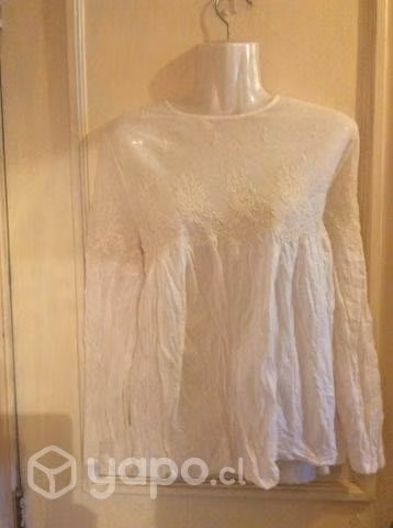Blusa blanca gasa bordada M/L manga larga