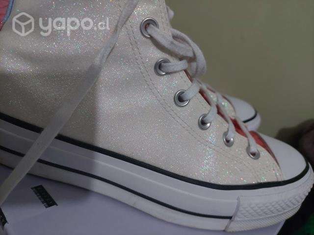 Zapatillas Converse nuevas - Imagen 3
