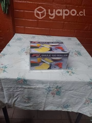 Máquina para masas de enpanadas y pastas