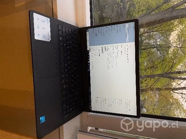 Computador Dell Vostro 3400 con accesorios