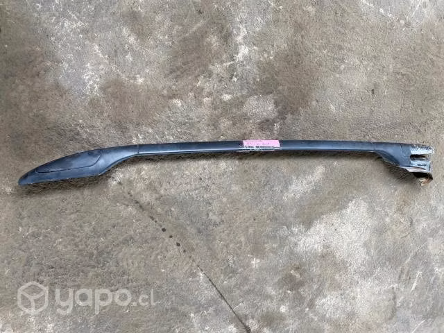 Barra izquierda techo Fiat Strada 2018