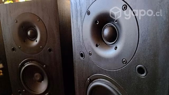 Parlantes bookshelf Pioneer SP-BS22