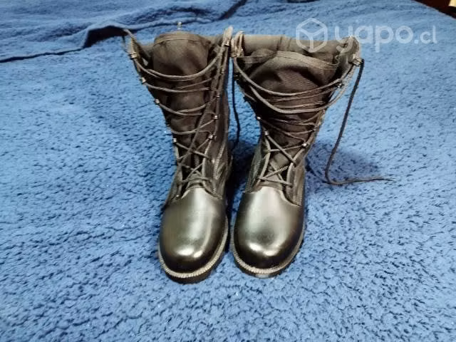 Botas militares o tacticas