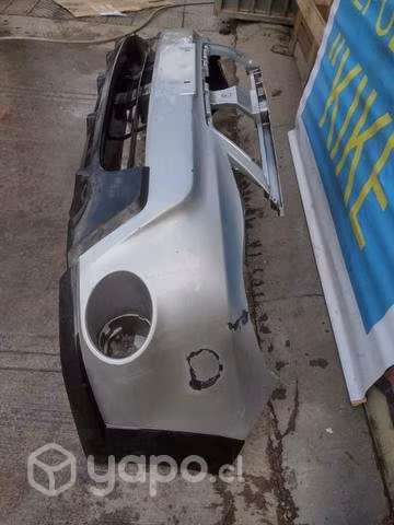 Parachoque del subaru impreza XV 2010-2011