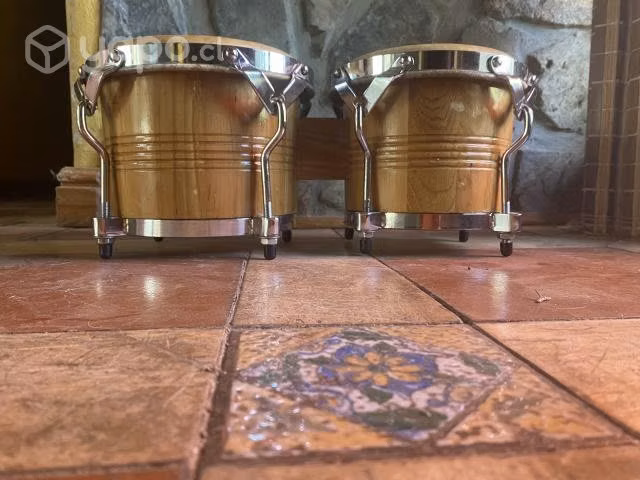 Bongó de madera Tropicana TB708