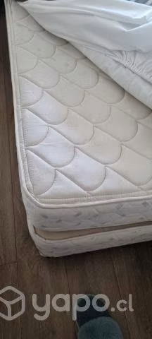Cama box spring casi nueva - Imagen 2