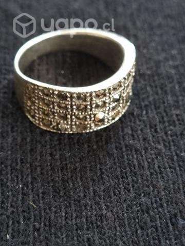 Anillo grueso de Plata conMarquesitas - Imagen 2