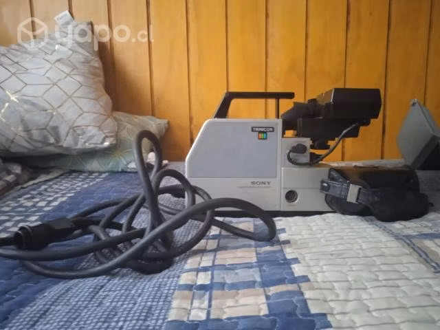 Camara de Video Sony trinicon vintage 2000e