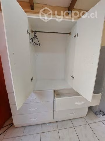 Closet de 6 puerta color blanco
