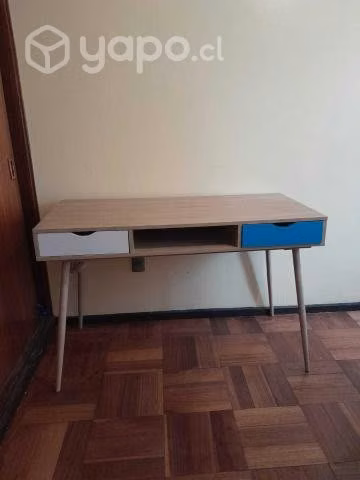 Escritorio grande