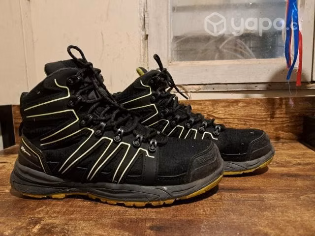 Zapatos de seguridad H/H usados, parlante JBL flip