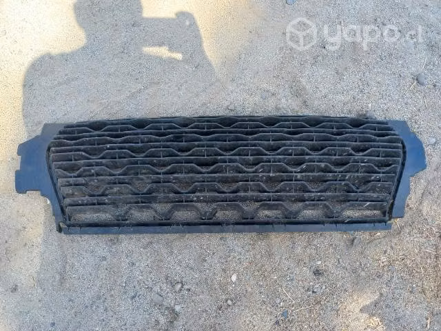 Rejilla inferior Renault Duster 2017