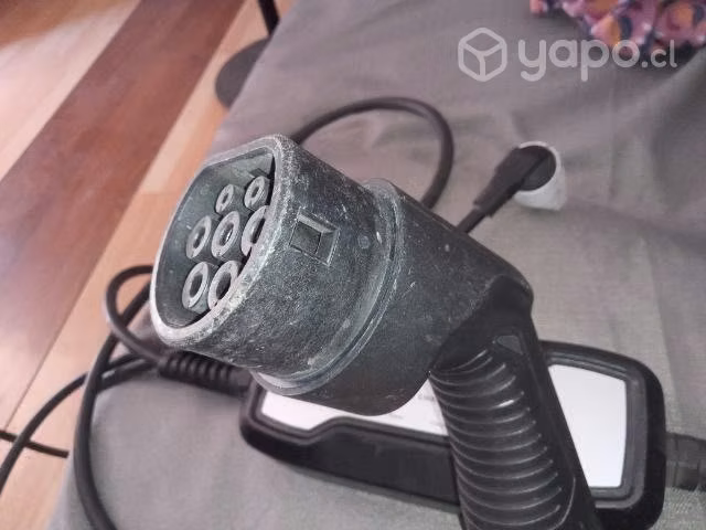 Cargador eléctrico para vehículo
