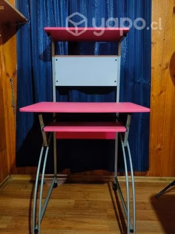 Escritorio rosado