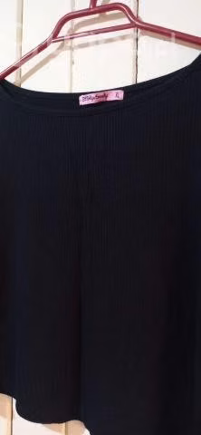 Polera negra - Imagen 3