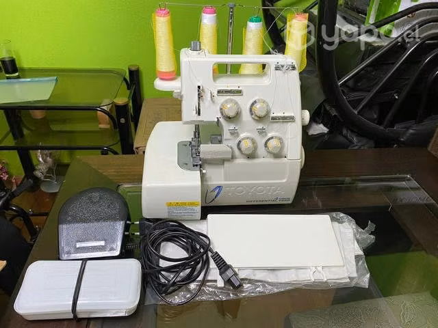 Maquina overlock - Imagen 2