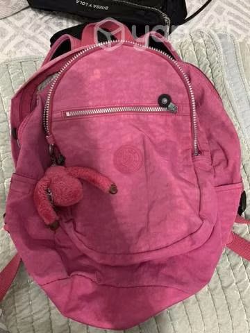 Mochila Kipling challenger S con unico detalle